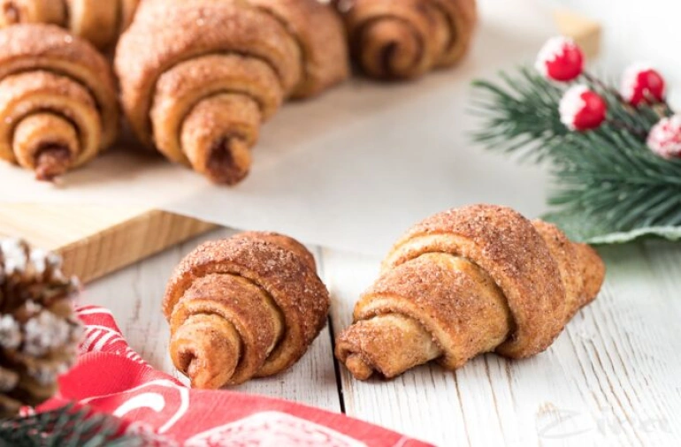 Рогалики с корицей и какао