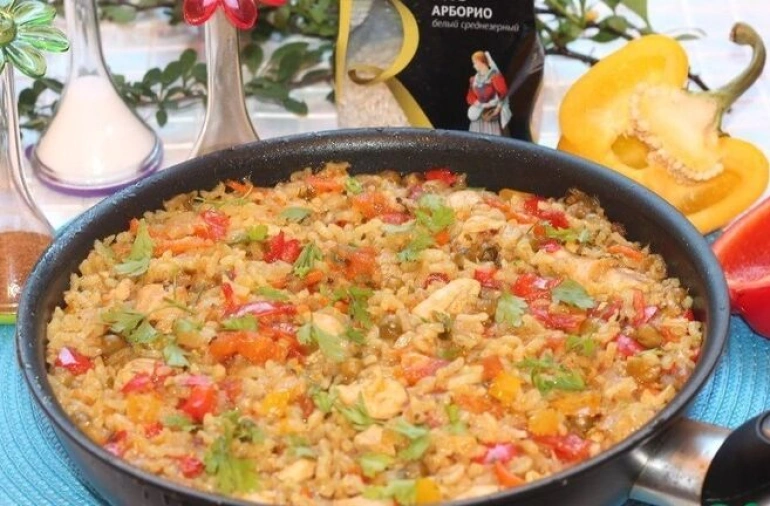Паэлья с курицей