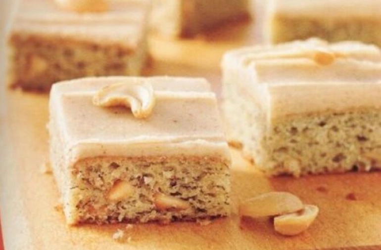Банановые коржики с кешью