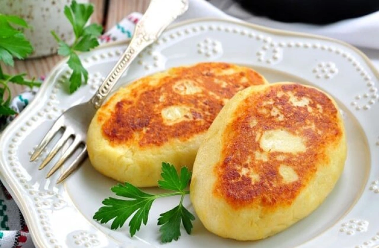 Картофельные зразы с овощной начинкой