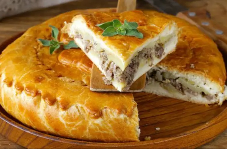Пирог с мясом
