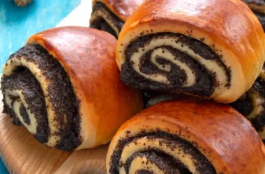 Булочки с маком